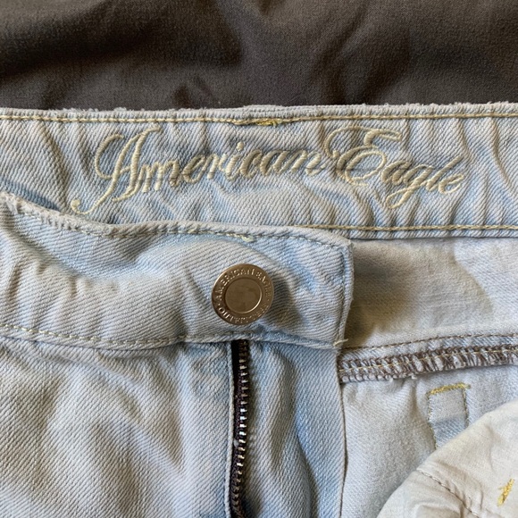 Light Wash Short Shorts - Picture 8 of 9